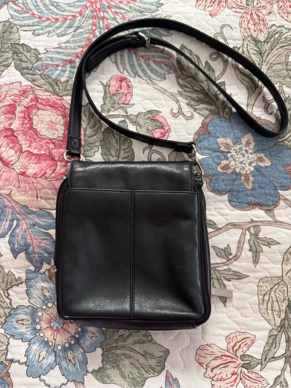Vintage Hobo International Classic Black Leather Crossbody Bag